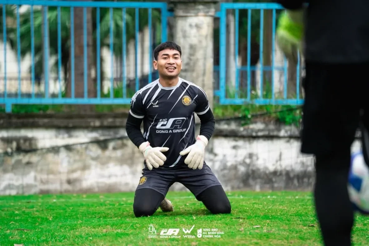 Y Êli Niê trong một buổi tập khi còn khoác áo Thanh Hóa
